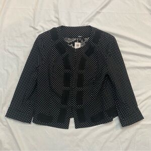 NWOT CAbi Chic Black Polka Dot Women's Cropped Blazer Jacket, Preppy Office Chic